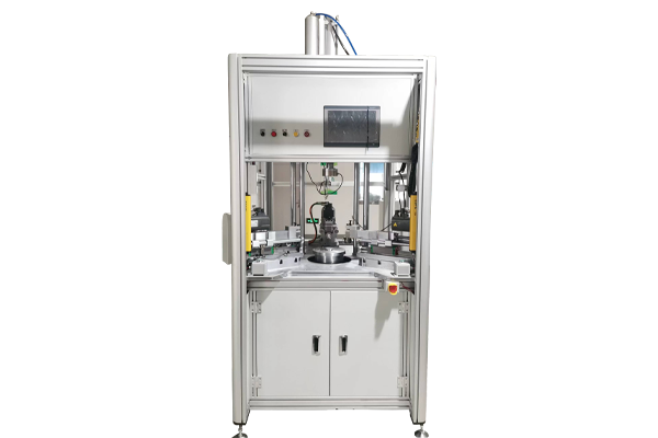 伺服翻边滚铆机